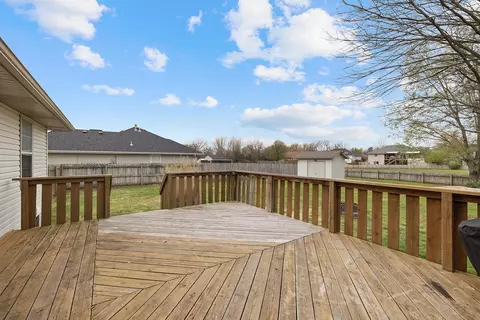 Exterior - 615 Sarah Ct, Willard, MO 65781 photo 8 of 14
