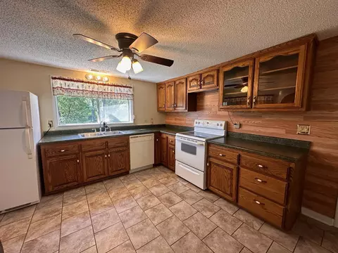 2100 Main St, Mammoth Spring, AR 72554 photo 7
