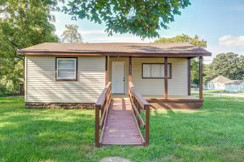 1501 W Florida St, Springfield, MO 65803