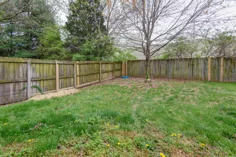 3411 S Brunswick Ave, Springfield, MO 65809 photo 17