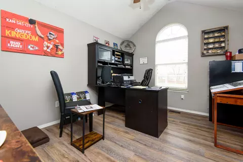 3411 S Brunswick Ave, Springfield, MO 65809 photo 13