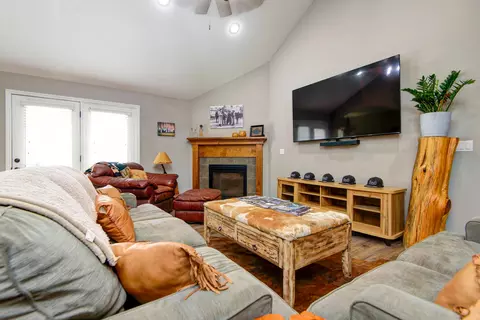 3411 S Brunswick Ave, Springfield, MO 65809 photo 4