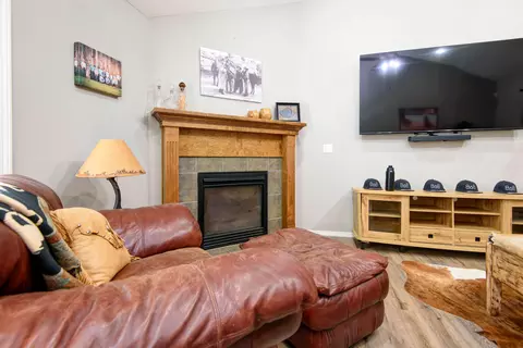 3411 S Brunswick Ave, Springfield, MO 65809 photo 5