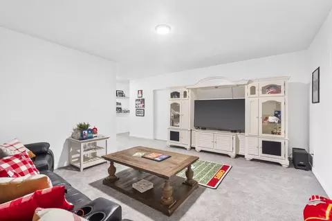 Living - 1148 E Manitou Ct, Nixa, MO 65714 photo 8 of 10