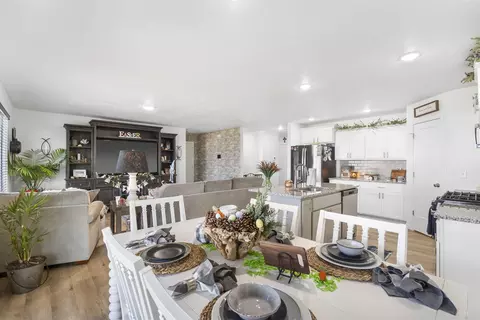 Dining - 1148 E Manitou Ct, Nixa, MO 65714 photo 3 of 3