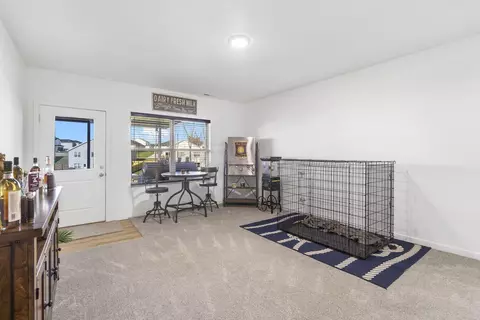 Living - 1148 E Manitou Ct, Nixa, MO 65714 photo 4 of 10