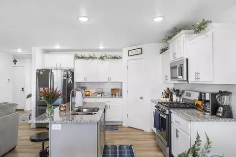 Kitchen - 1148 E Manitou Ct, Nixa, MO 65714 photo 1 of 4