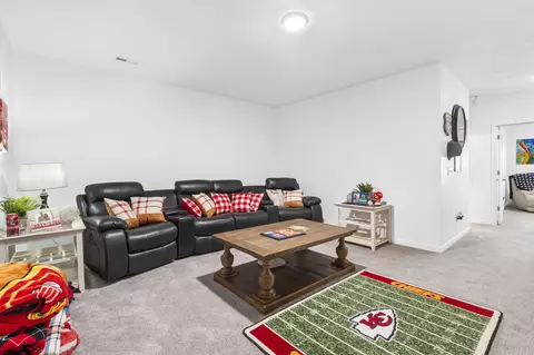 Living - 1148 E Manitou Ct, Nixa, MO 65714 photo 6 of 10