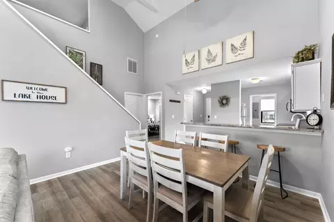 Dining - 169 Highland Dr #7, Branson, MO 65616 photo 1 of 3