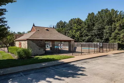 Exterior - 5520 N 12th Ave, Ozark, MO 65721 photo 16 of 20