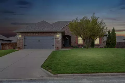 Exterior - 5520 N 12th Ave, Ozark, MO 65721 photo 2 of 20