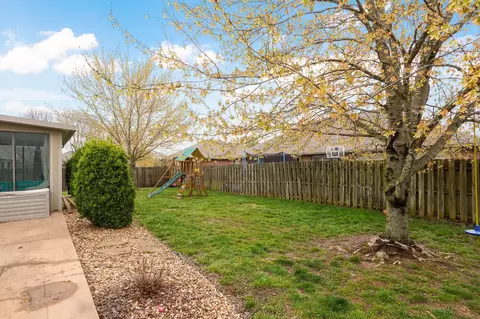 Exterior - 5520 N 12th Ave, Ozark, MO 65721 photo 11 of 20