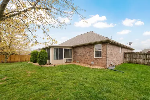 Exterior - 5520 N 12th Ave, Ozark, MO 65721 photo 14 of 20