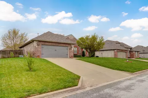 Exterior - 5520 N 12th Ave, Ozark, MO 65721 photo 4 of 20