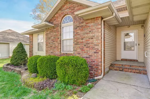5574 W Josh St, Springfield, MO 65802 photo 4