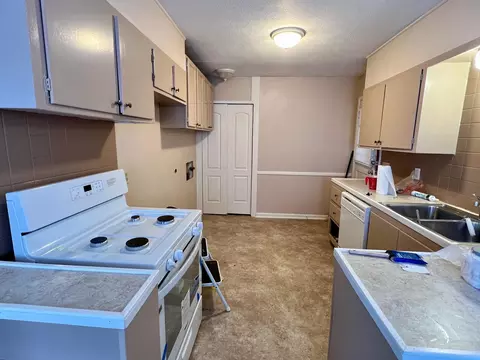 712 N West Ave, Springfield, MO 65802 photo 3