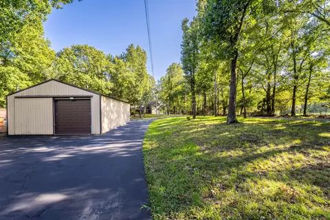 Exterior - 2284 W Hicks Rd, Nixa, MO 65714 photo 3 of 13