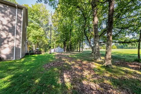 Exterior - 2284 W Hicks Rd, Nixa, MO 65714 photo 11 of 13
