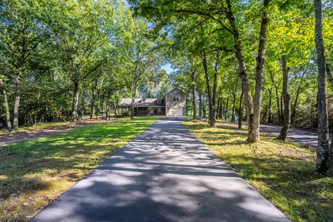 Exterior - 2284 W Hicks Rd, Nixa, MO 65714 photo 2 of 13