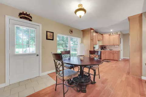Dining - 2284 W Hicks Rd, Nixa, MO 65714 photo 1 of 2