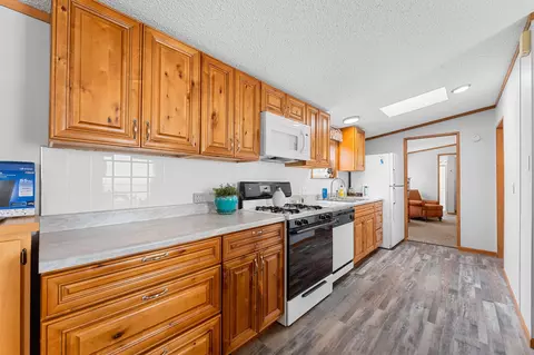 Kitchen - 23590 State Hwy 39, Shell Knob, MO 65747 photo 7 of 8