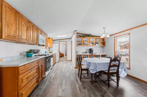 Kitchen - 23590 State Hwy 39, Shell Knob, MO 65747 photo 8 of 8