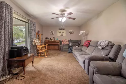 Living - 2318 S Linden Ave, Springfield, MO 65804 photo 1 of 3