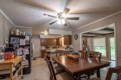 Dining - 2318 S Linden Ave, Springfield, MO 65804 photo 2 of 2