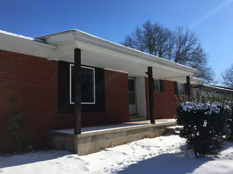 Exterior - 2318 S Linden Ave, Springfield, MO 65804 photo 3 of 3