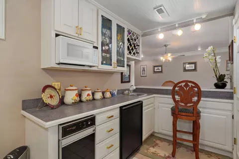 Kitchen - 3870 E Pond Apple Dr, Springfield, MO 65809 photo 6 of 6