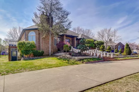 Exterior - 3870 E Pond Apple Dr, Springfield, MO 65809 photo 18 of 18