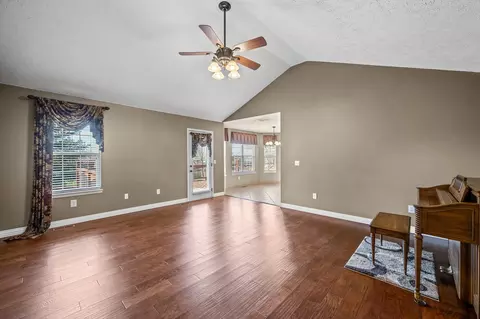 Living - 5102 N Graybrooke Dr, Ozark, MO 65721 photo 2 of 4