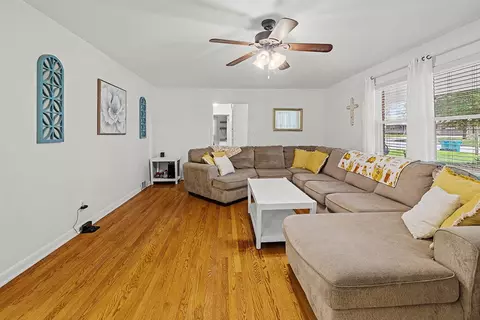 Living - 2165 E Langston St, Springfield, MO 65804 photo 3 of 10