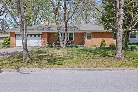 Exterior - 2165 E Langston St, Springfield, MO 65804 photo 2 of 16
