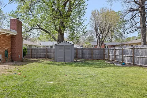 Exterior - 2165 E Langston St, Springfield, MO 65804 photo 14 of 16
