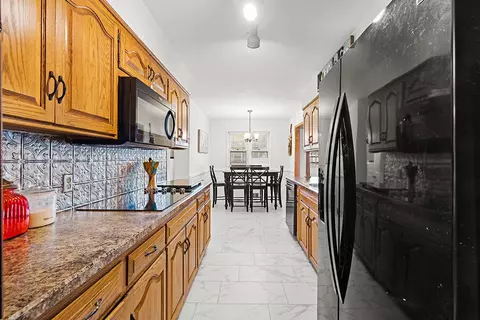 Kitchen - 2165 E Langston St, Springfield, MO 65804 photo 1 of 9