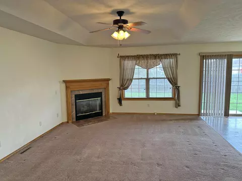 524 N Jester Ave, Republic, MO 65738 photo 3