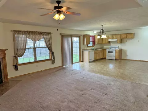 524 N Jester Ave, Republic, MO 65738 photo 4