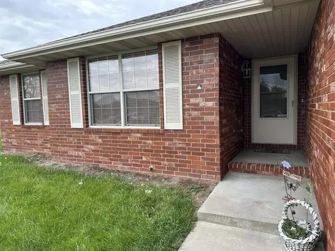 524 N Jester Ave, Republic, MO 65738 photo 2