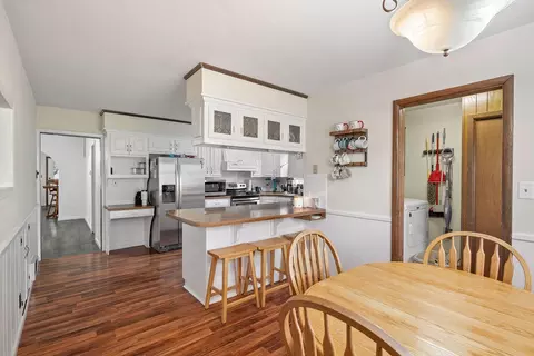 Dining - 1205 13th Street St, Monett, MO 65708 photo 3 of 3