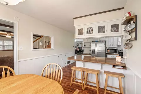 Dining - 1205 13th Street St, Monett, MO 65708 photo 2 of 3
