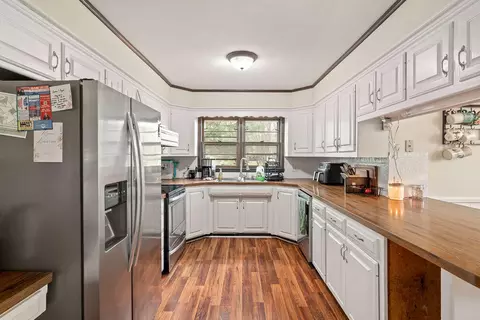 Kitchen - 1205 13th Street St, Monett, MO 65708 photo 3 of 3
