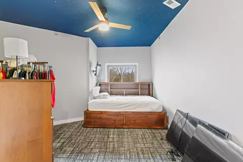 Bedroom - 851 Carob Rd, Clever, MO 65631 photo 6 of 7