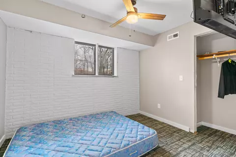 Bedroom - 851 Carob Rd, Clever, MO 65631 photo 5 of 7