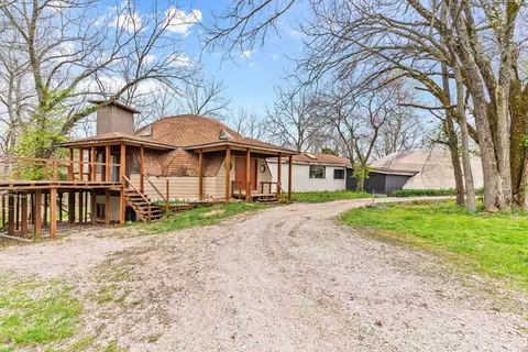 Exterior - 851 Carob Rd, Clever, MO 65631 photo 2 of 17