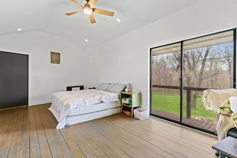 Bedroom - 851 Carob Rd, Clever, MO 65631 photo 2 of 7