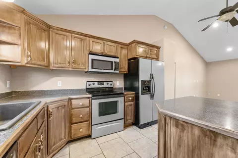 Kitchen - 1332 State Highway T, Branson, MO 65616 photo 4 of 5