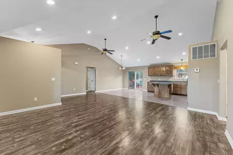 Living - 1332 State Highway T, Branson, MO 65616 photo 2 of 3