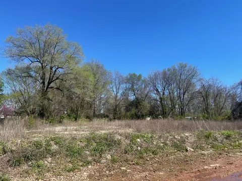 1850 N Hilton Ave, Springfield, MO 65802 photo 6