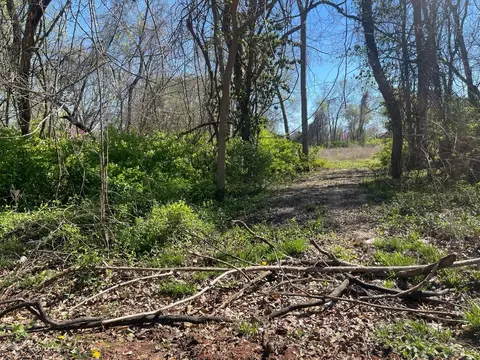1850 N Hilton Ave, Springfield, MO 65802 photo 2